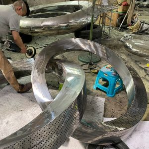 Industrial style metal art ring decoration stainless steel mirror polished