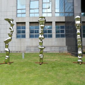 Stainless steel column 3000mm outdoor garden landscape mirror polished art sculpture