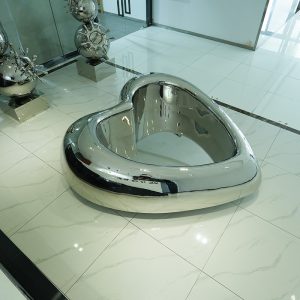 Heart shaped stainless steel decorative pendant Modern art mirror ornaments