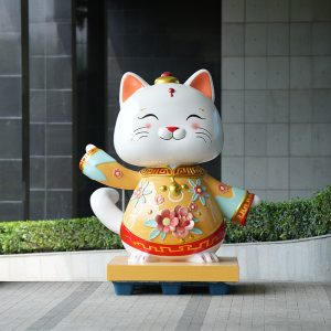 Fortune Cat Sculpture A Blend of Tradition and Modern Outdoor Decoration