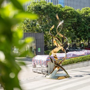 Spiral Line Stainless Steel Sculpture Outdoor Garden Building Courtyard Abstract Decoration