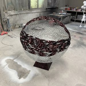 Woven hollow modern art stainless steel sculpture indoor and outdoor decorative artwork